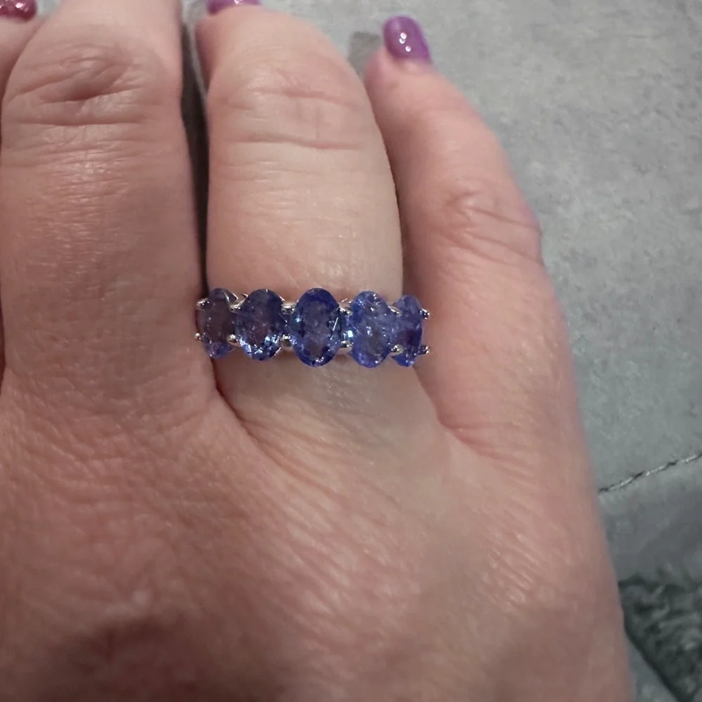 Tanzanite & Sterling Silver Ring Size 7 - Picture 4 of 12